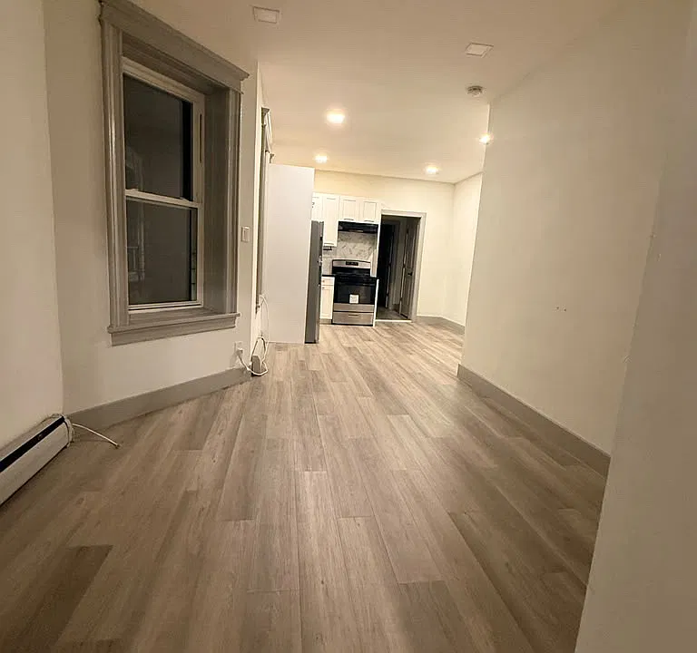 83 Bostwick Ave #1L