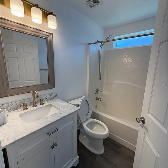 2 Upland Pl — Photo 10