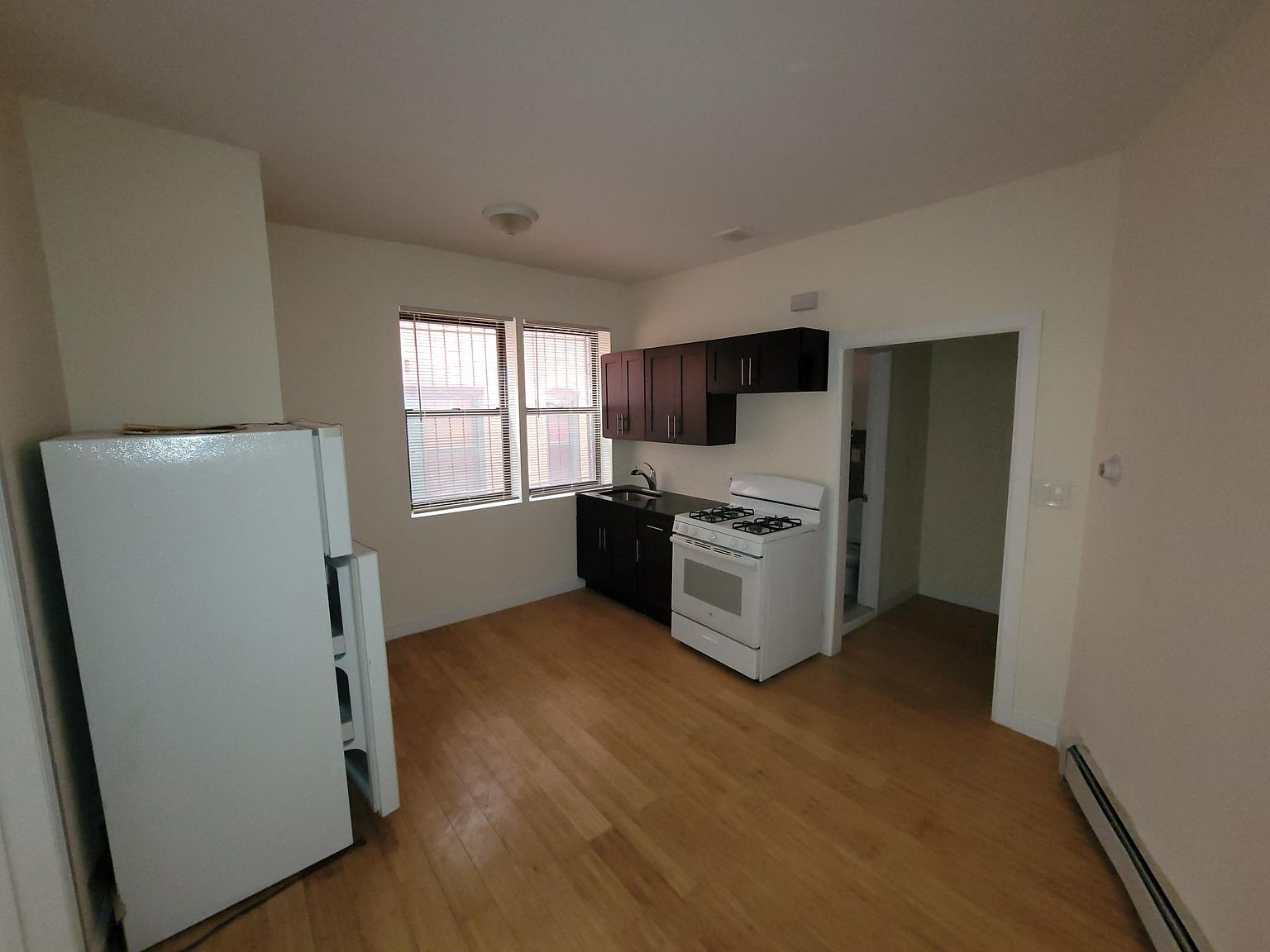 8 Bedell St APT 1B, Hempstead, NY 11550 Zillow