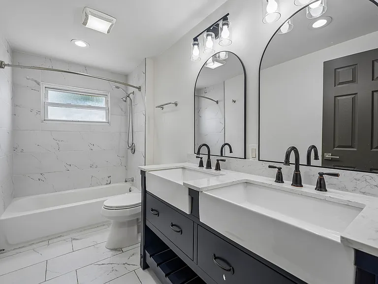 867 Harris Dr — Photo 16