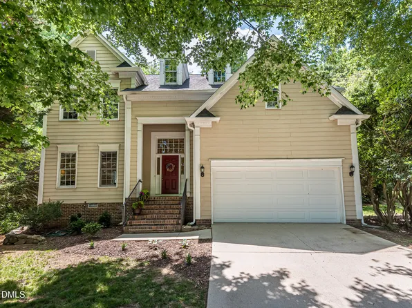 107 Walmsley Ct, Cary, NC 27519