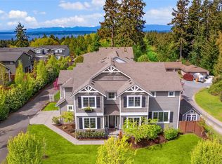 20069 10th Ave NW, Shoreline, WA 98177