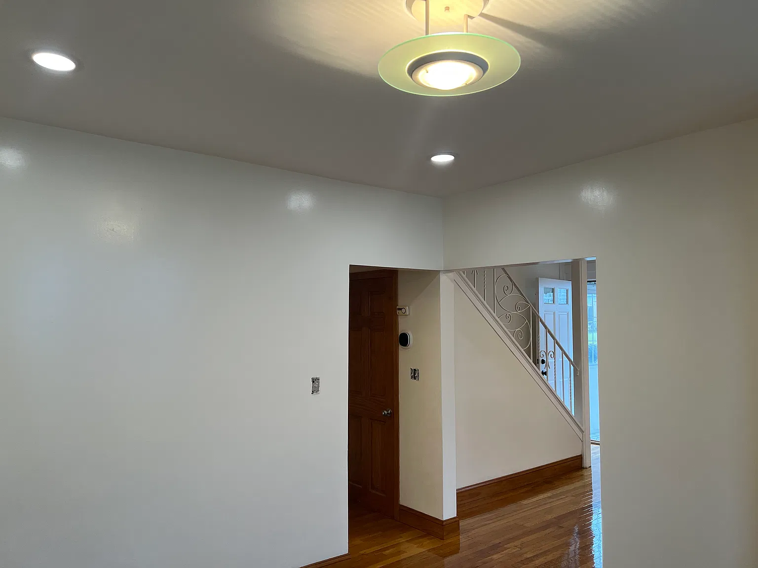 2 bed, 1000 sqft, $2,600 — Photo 3