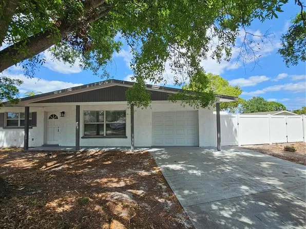 3312 34th Avenue Dr W, Bradenton, FL 34205