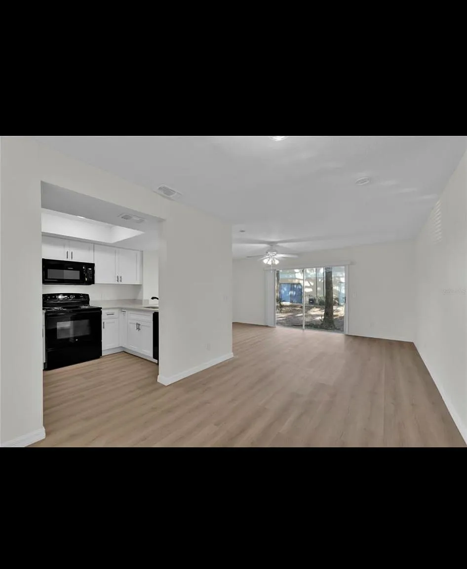 2404 Summerfield Pl — Photo 1