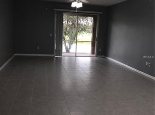 18129 Nassau Point Dr, Tampa, FL 33647