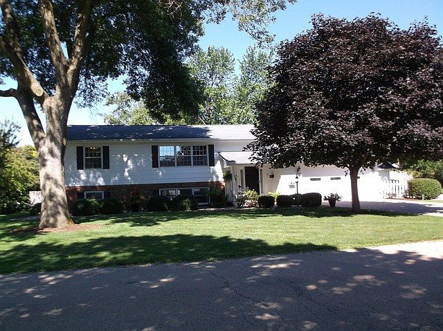 1st image of 720 S 5th Avenue Dr