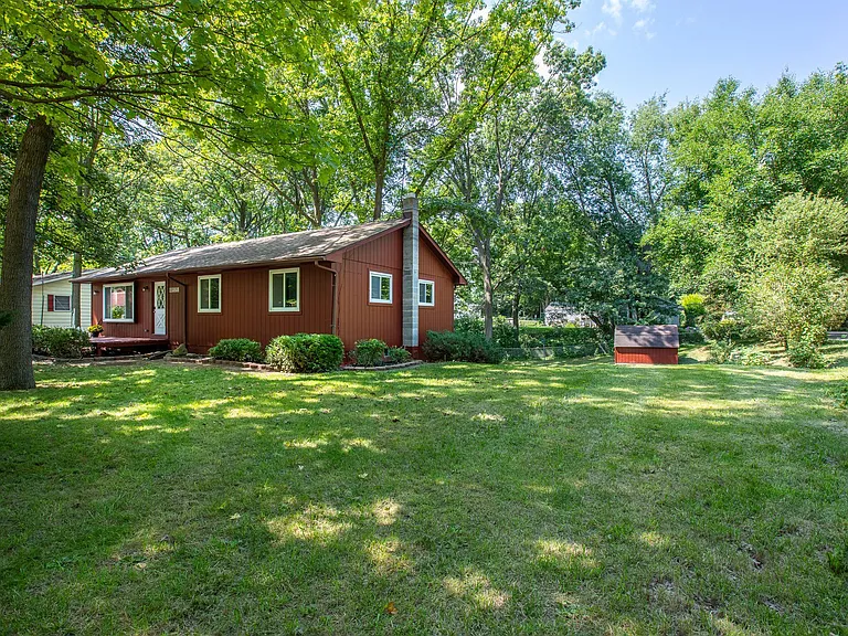 4848 Stuhrberg Dr — Photo 42