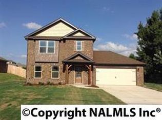 102 Hunter Way, Owens Cross Roads, AL 35763