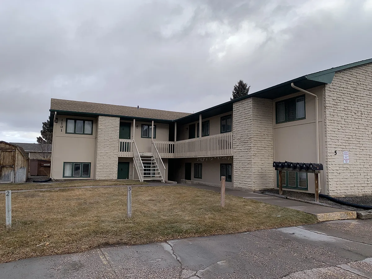 Building Photo - 1101 Downey St #5