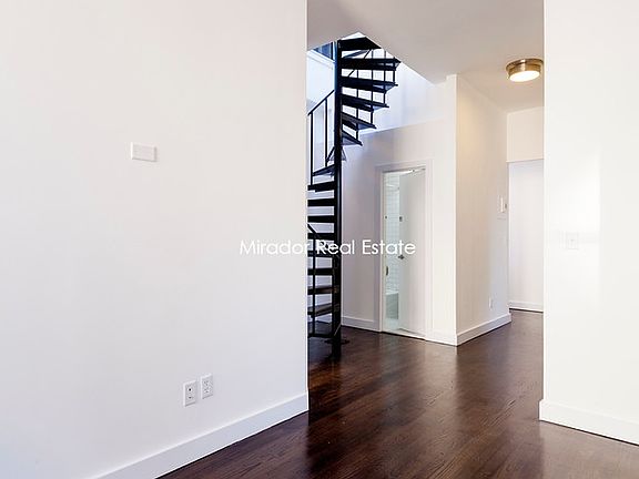 4th image of 65 4th Ave Ph A