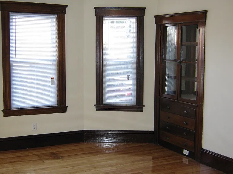 57 John St — Photo 13