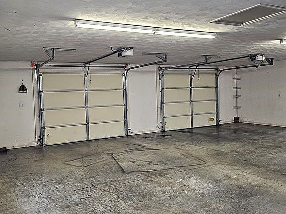 5th image of 3853 Thompsons Ln
