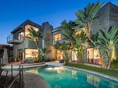 3974 W Farmouth Dr, Los Angeles, CA, 90027