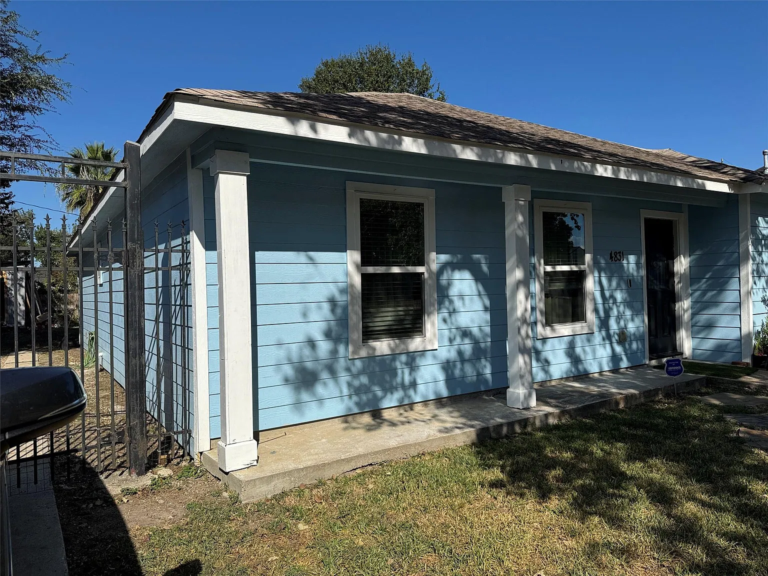 3 bed, 2.0 bath, 1768 sqft, $2,000 — Photo 3
