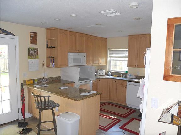 5th image of 8245 29th Ave N
