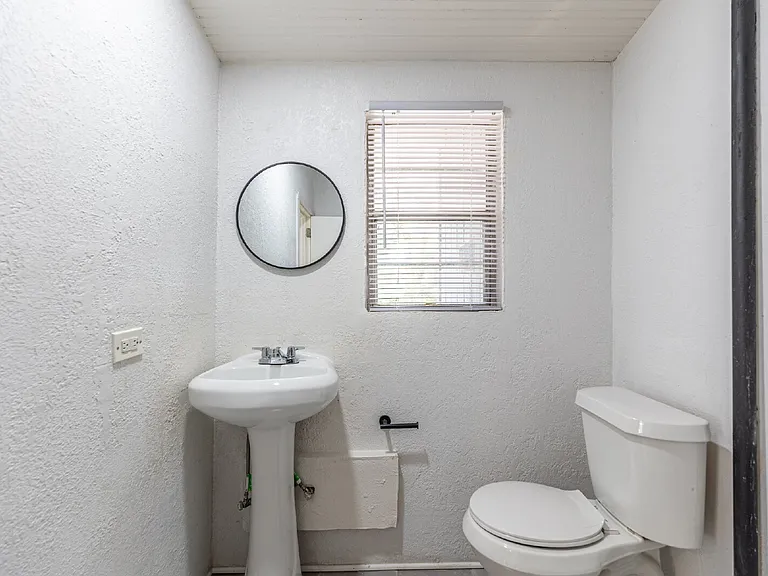 426 W Woodlawn Ave #1 — Photo 20