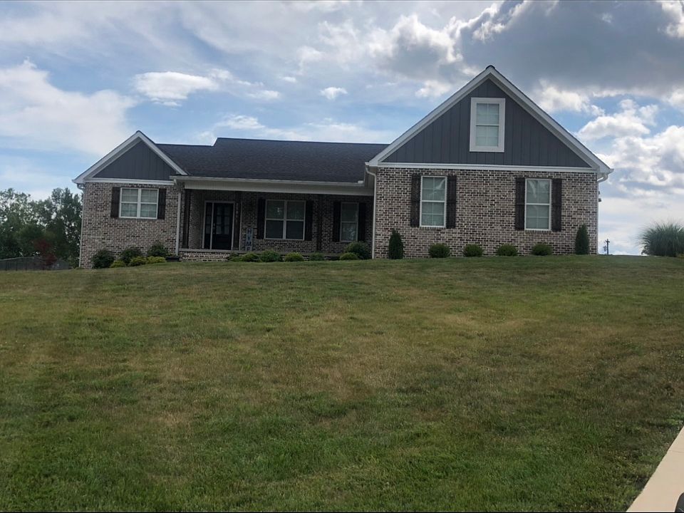 1st image of 2504 Winchester Dr