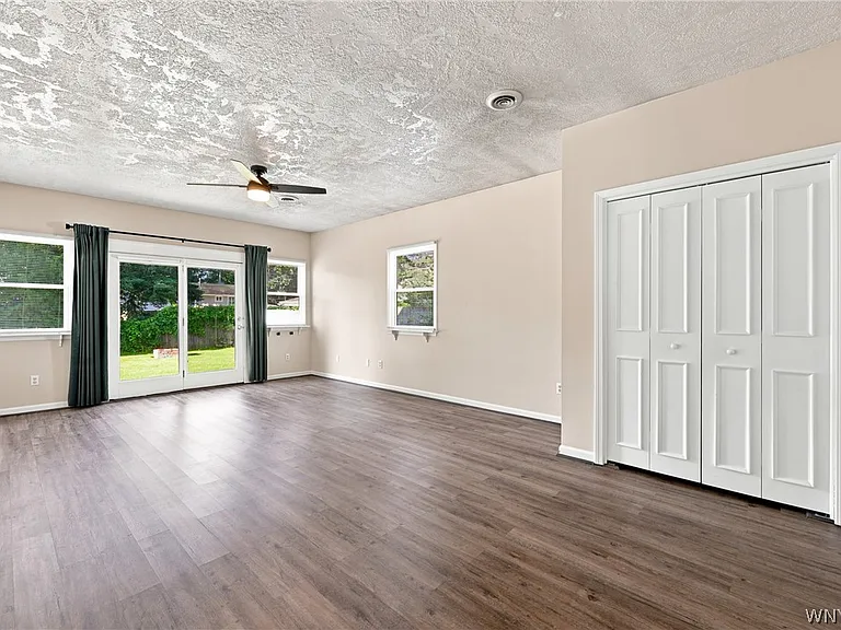 533 Euclid Ave — Photo 12