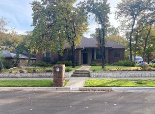 2400 Oak Park Dr, Denton, TX 76209