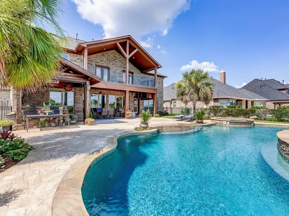 108 Waterstone Dr, Montgomery, TX 77356