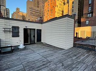 17 W 70th St #B, New York, NY 10023
