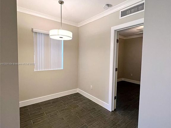 5th image of 115 Menores Ave APT 7