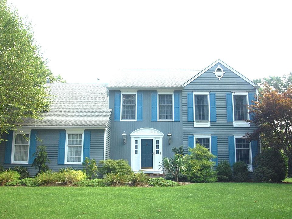 Front - 1.3 acres, private level lot, 2 car garage