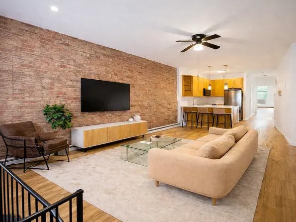 270 E 10th St APT 1A, New York, NY 10009