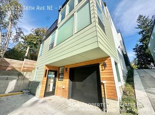 12015 36th Ave NE #B, Seattle, WA 98125