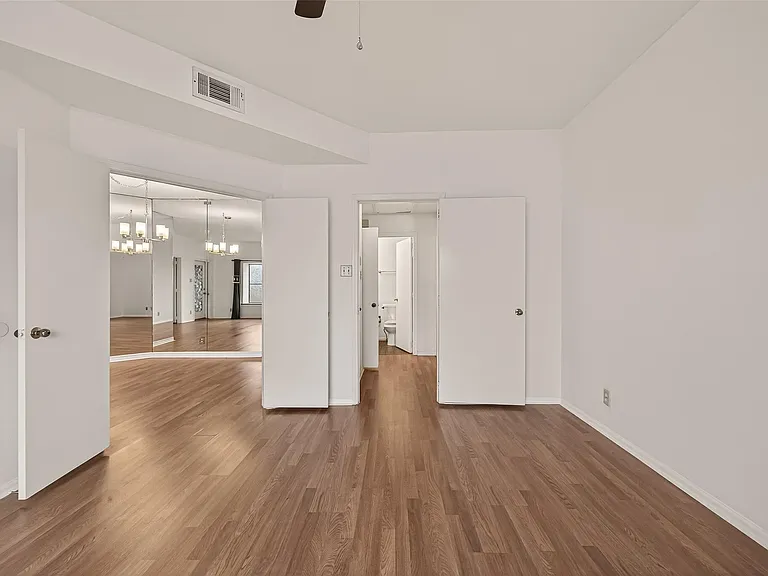 2211 S Braeswood Blvd #23C — Photo 21