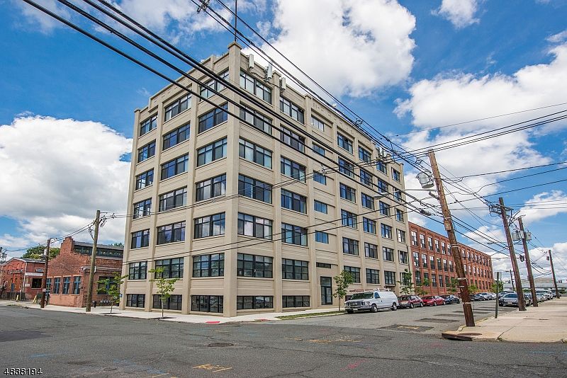 1st image of 475 S Jefferson St 503 #503