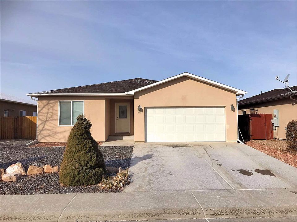 1st image of 419 Chert Dr