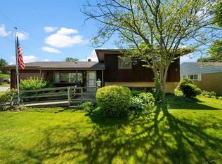 1648 Vernerlee Ln, South Bend, IN