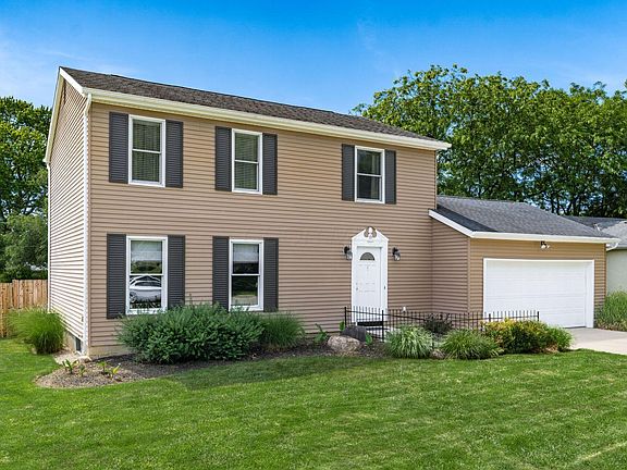 3rd image of 191 Parkview Dr