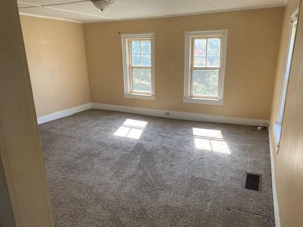 166 E Main St #D