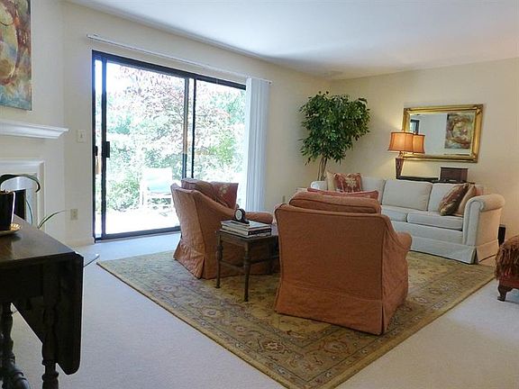 2nd image of 9707 Bunker Hill Ln