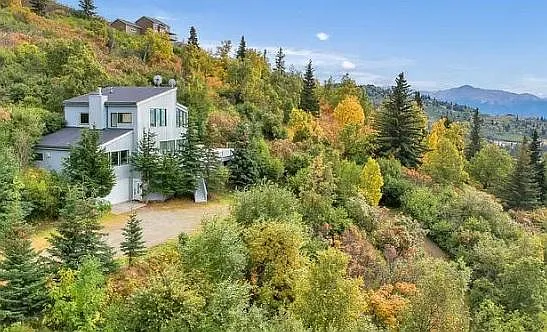 Mountainside Village Dr