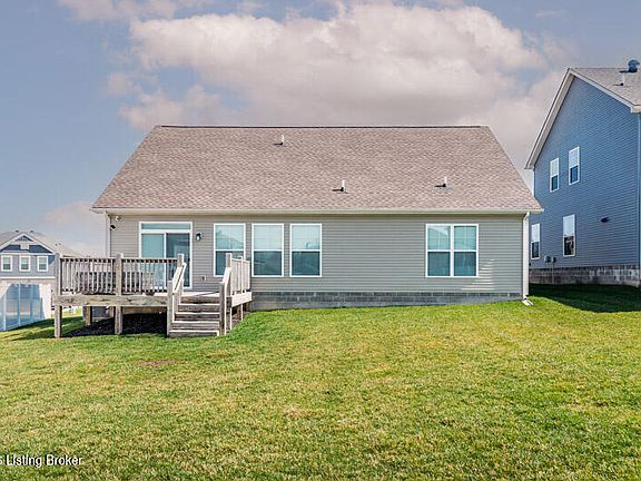 3rd image of 4104 Tucker Grove Ct
