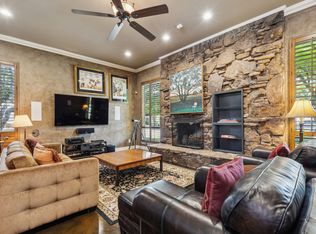 7412 Crofton Dr, Dallas, TX 75231