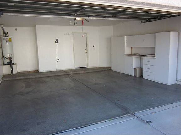 2 Car Garage