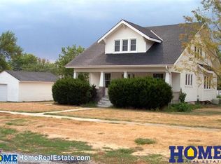 217 W Edwin St, Ceresco, NE 68017