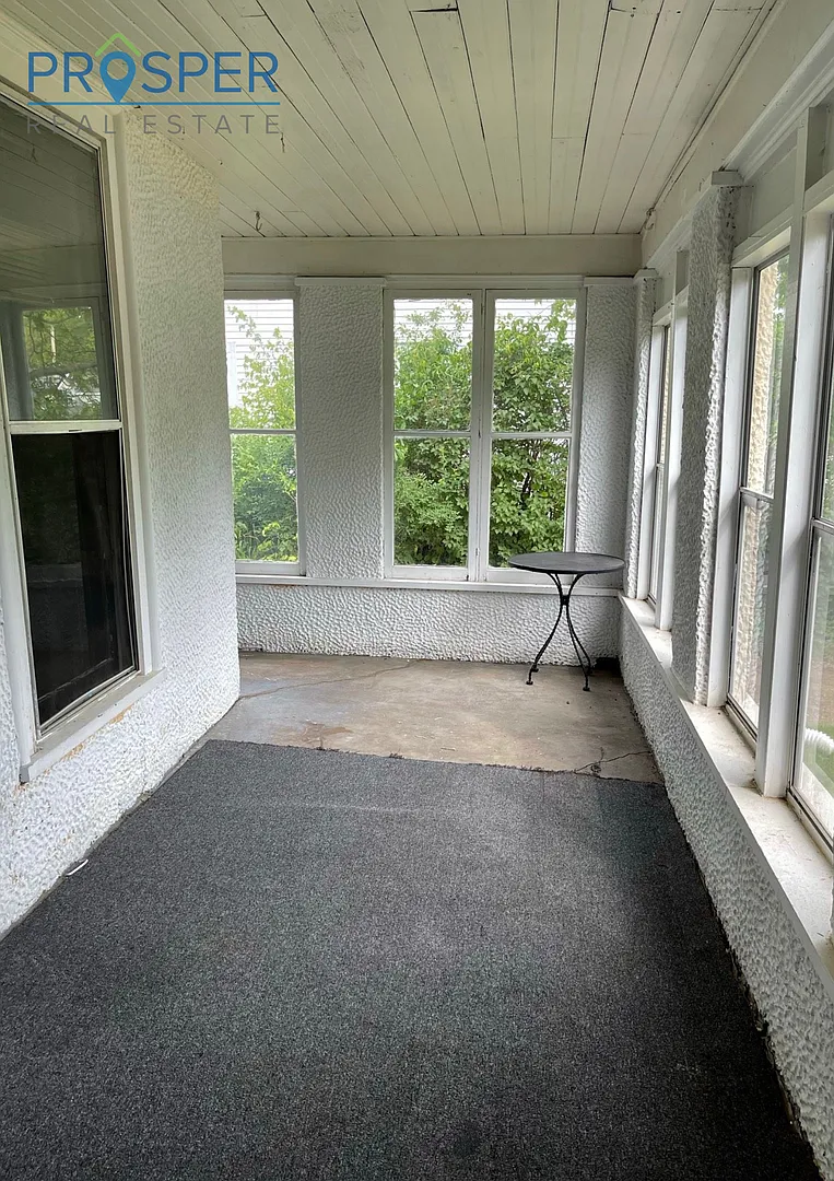 FA1236 — Photo 2