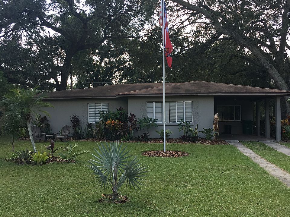 1st image of 10218 Cliff Cir