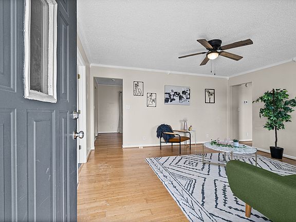 3rd image of 239 Golden Pond Ave