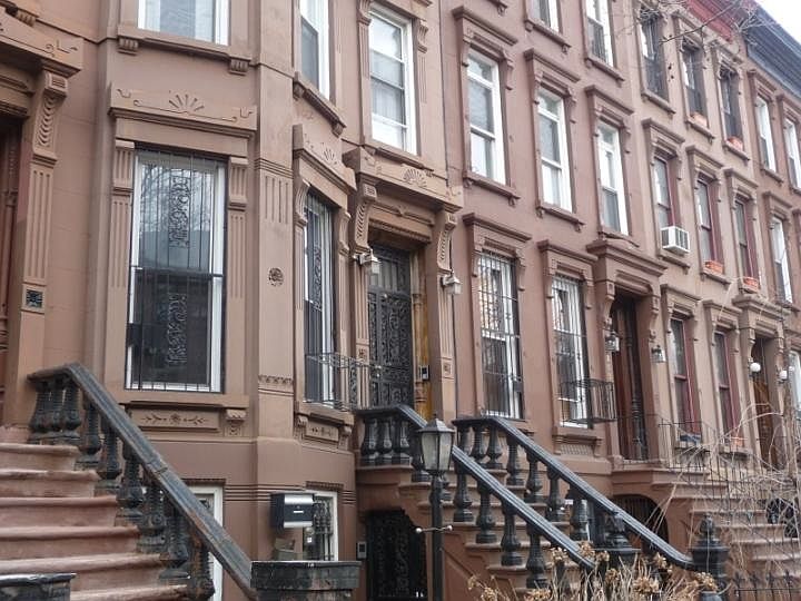 1st image of 152 Halsey St APT 4