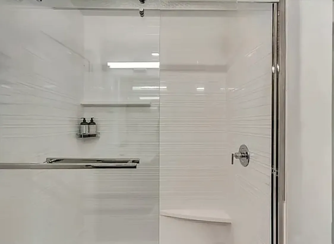 3 bed, 2.5 bath, 1500 sqft, $2,295 — Photo 3