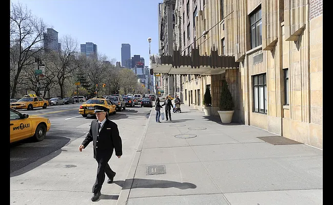 Sold by Douglas Elliman | media 19