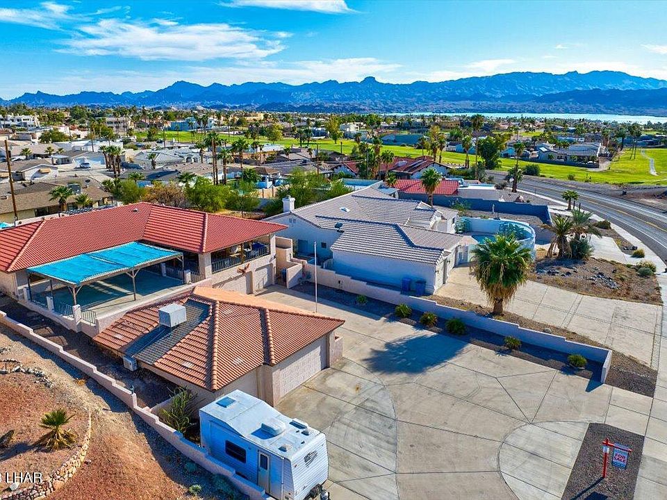 1st image of 312 Acoma Blvd S