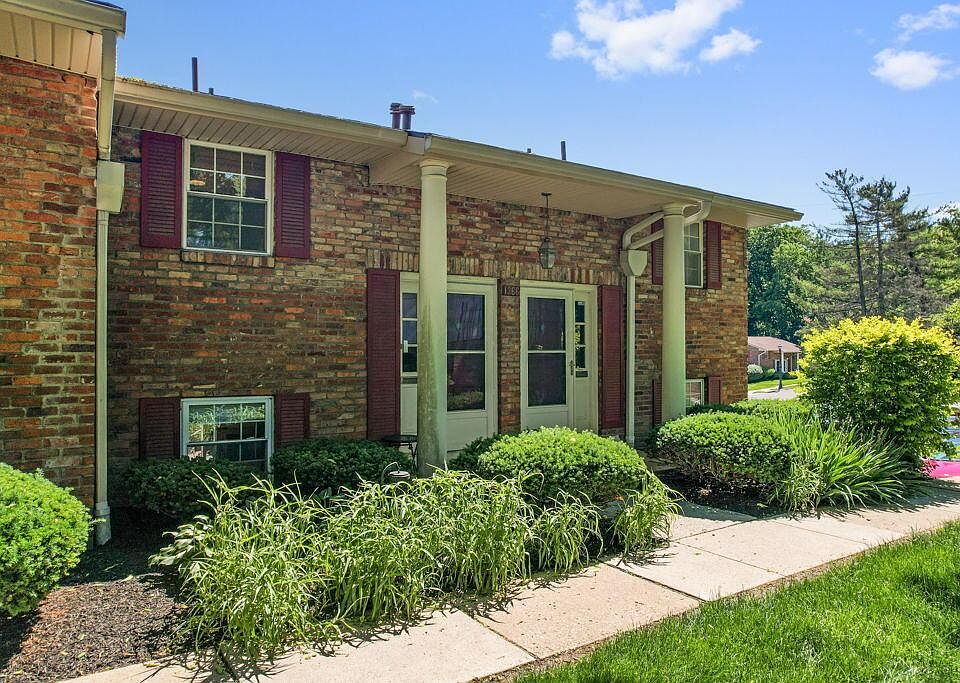 1st image of 1366 Bluff Ave #A